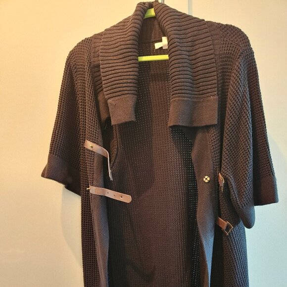 Women’s Black Knit Short-Sleeve Cardigan with Belt - Picture 2 of 6